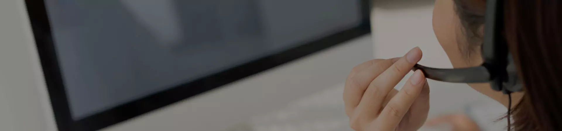 Skontaktuj się z nami